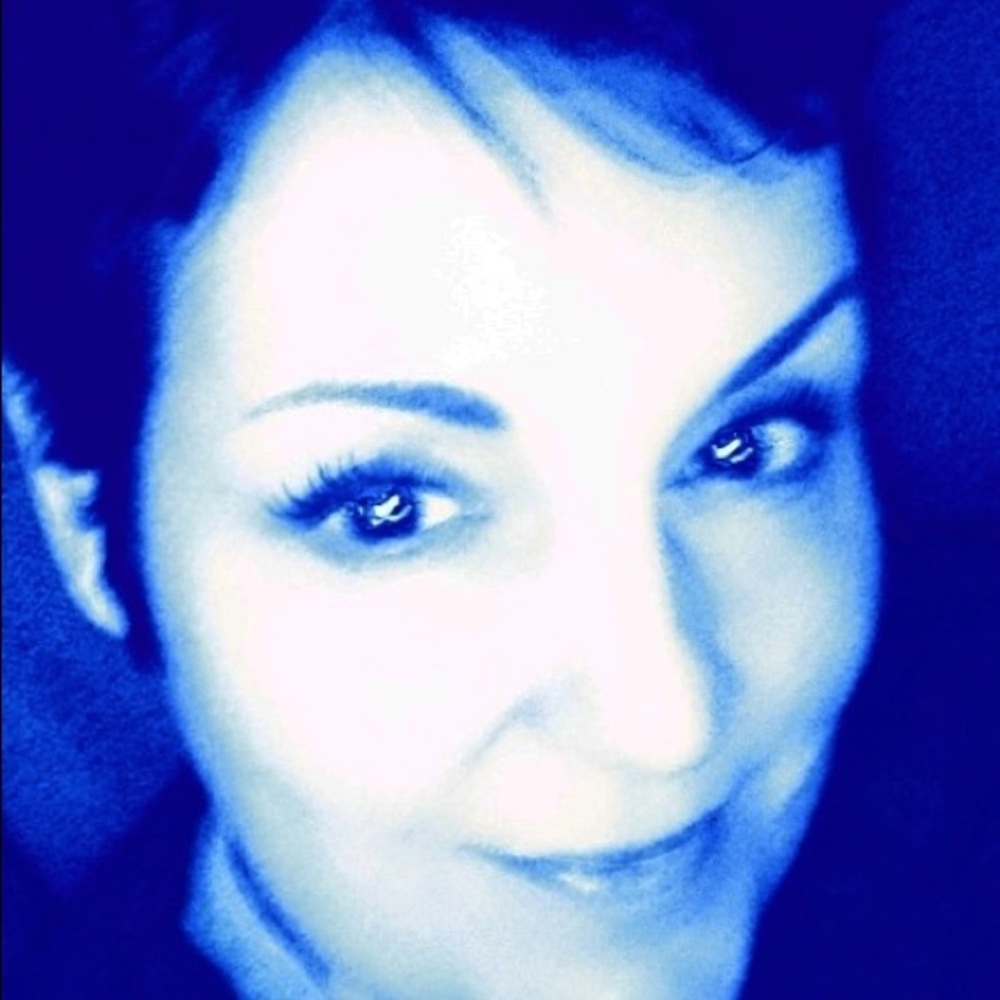 Meet your Posher, Christine